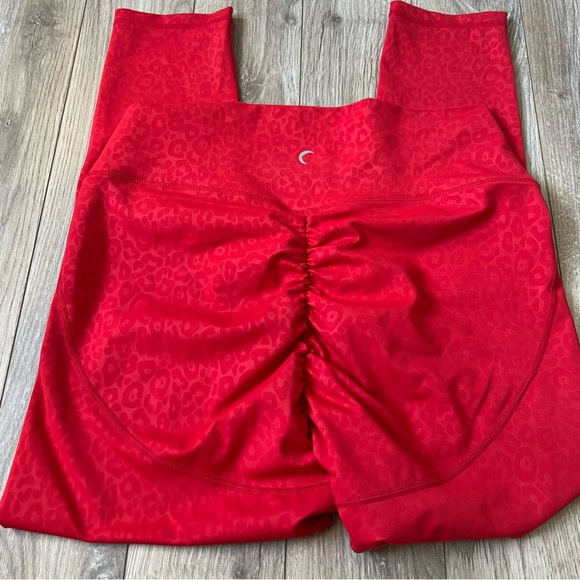 ZYIA Light & Tight Red Leopard Embossed Leggings Size 14-16 - Picture 4 of 5